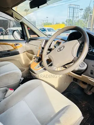 Toyota Alphard 2.4 Petrol AWD 2007 Silver