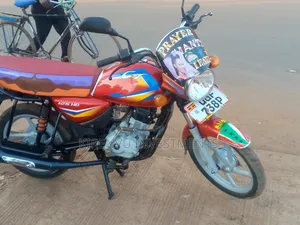Bajaj Boxer 125 2019 Red
