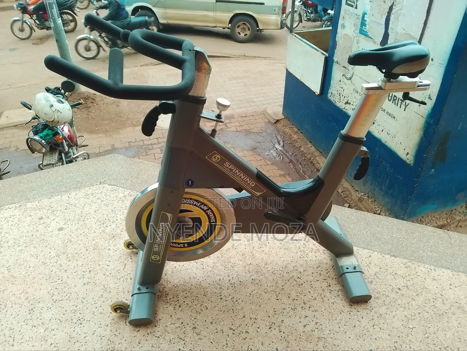 Natti Spinning Bike