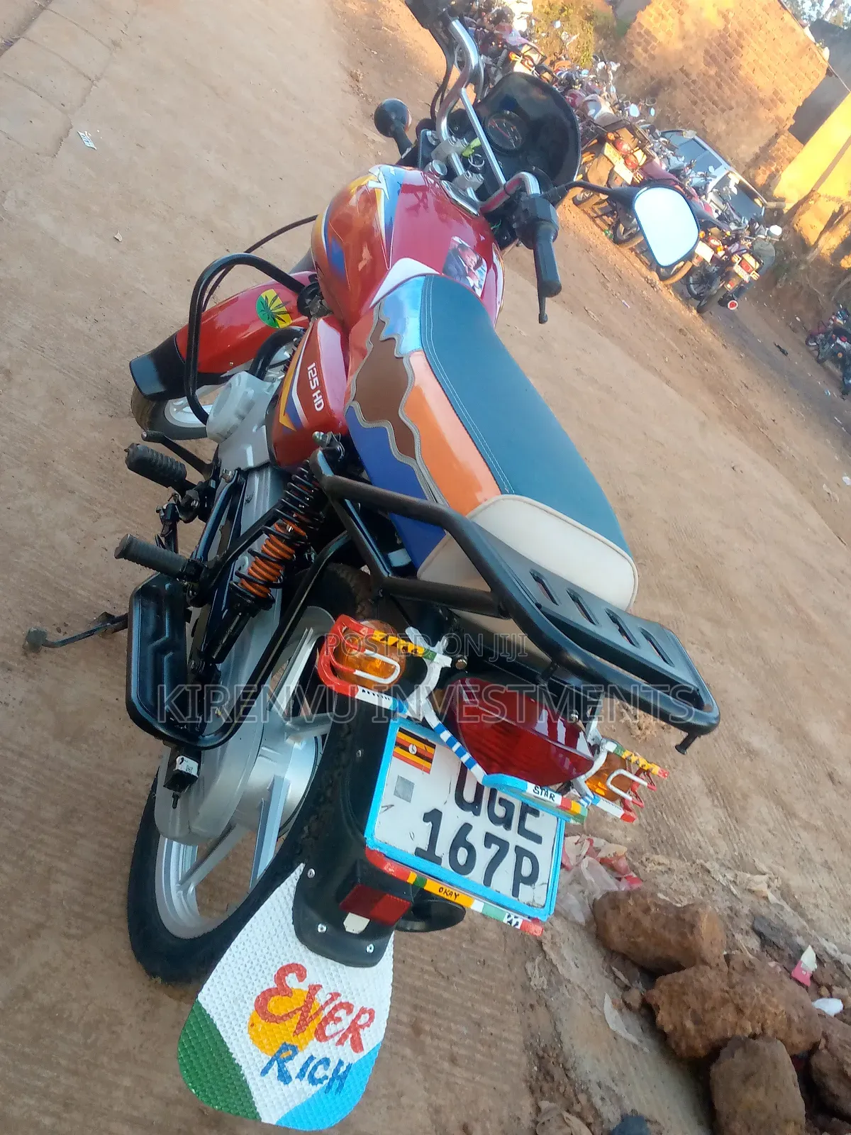 Bajaj Boxer 125 2021 Red
