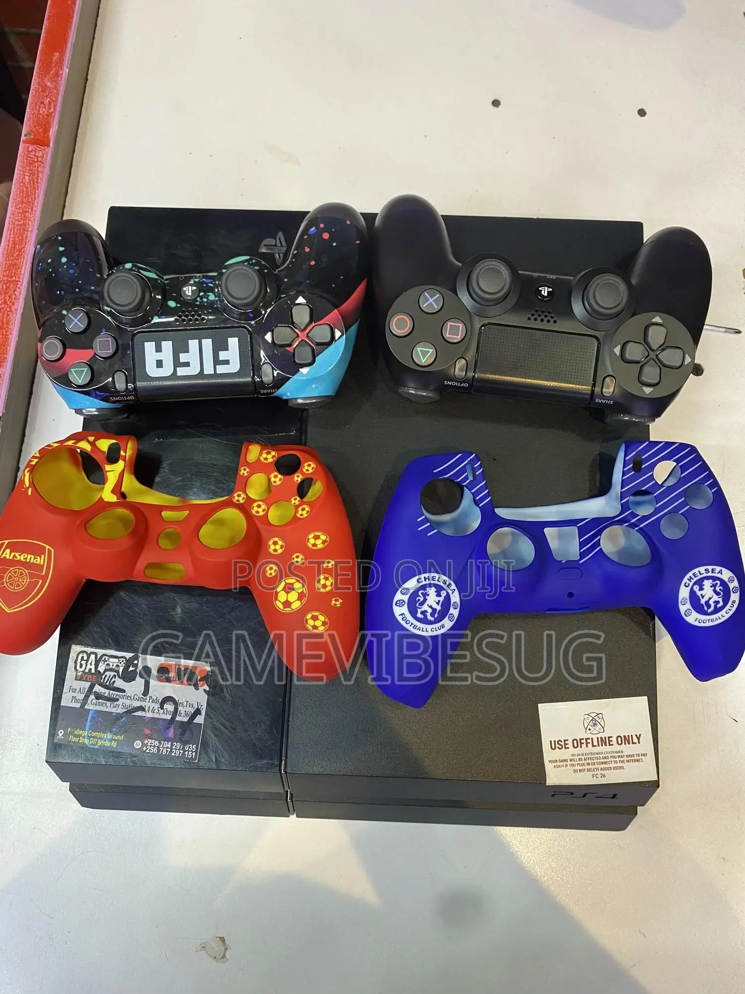 Blue and Red Covers ( Ps4 ) Machine