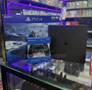 Ps4 Super Combo — 2 Controllers + 11 Installed Games!