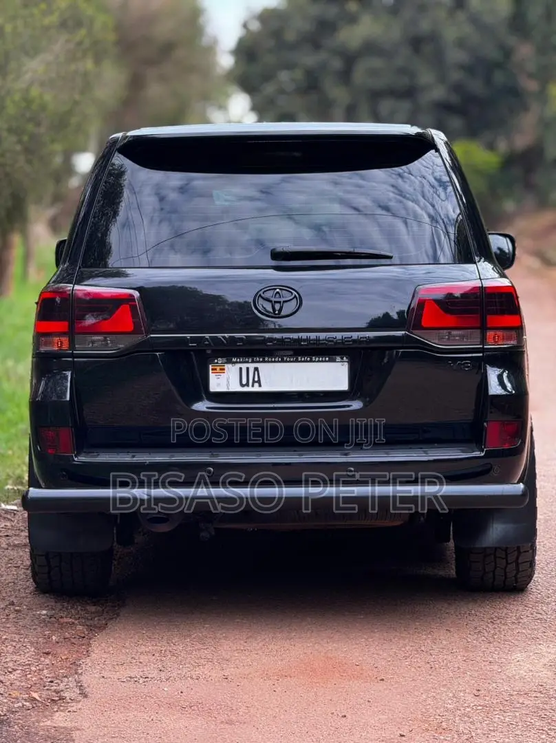 Toyota Land Cruiser 4.5 V8 GX-R 2015 Black