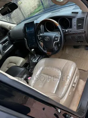 Toyota Land Cruiser 4.5 V8 GX-R 2015 Black
