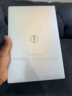 New Laptop Dell XPS 15 9570 16GB Intel Core i7 SSD 512GB