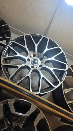 Mercedez Benz Brabus Rim 22