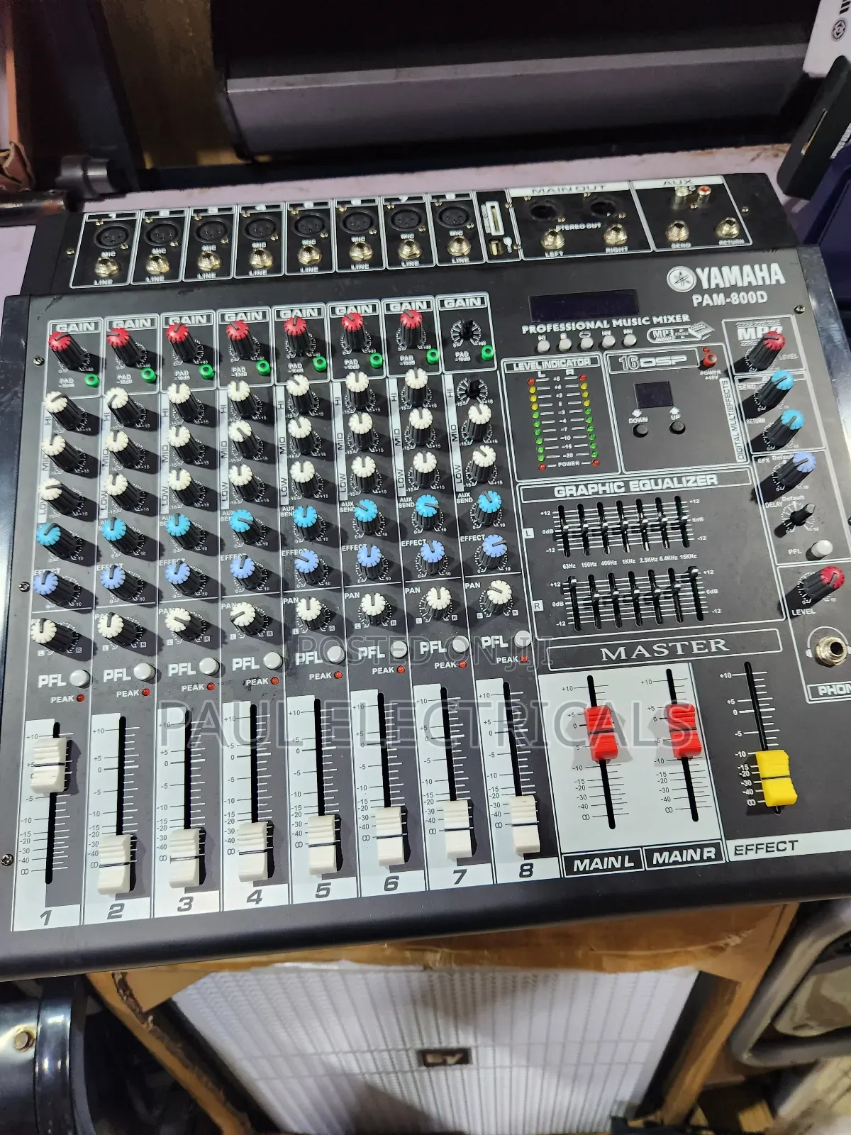 Yamaha 8channel Music Mixer