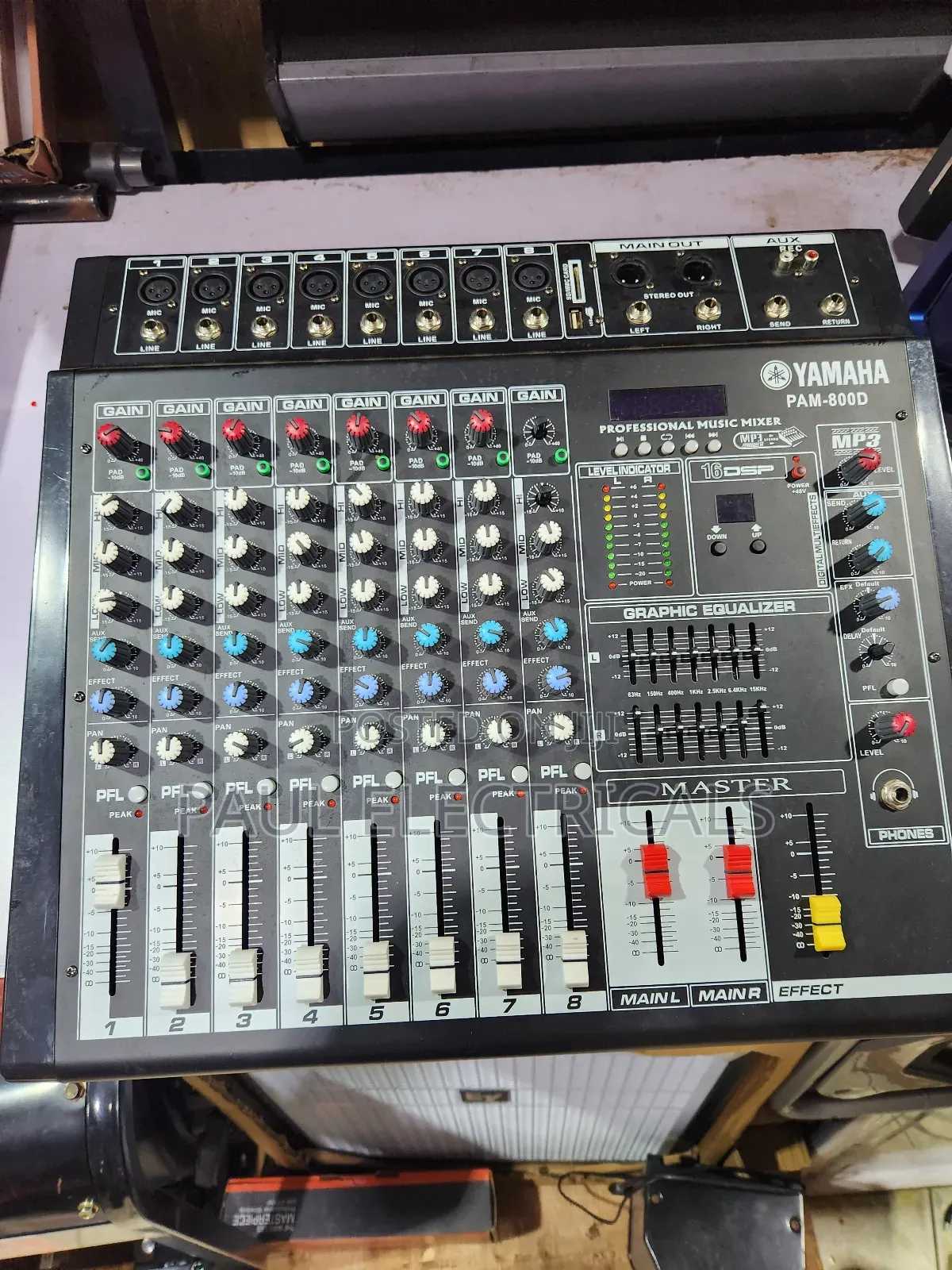 Yamaha 8channel Music Mixer