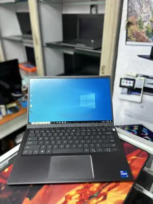 New Laptop Dell Vostro 14 5468 8GB Intel Core I5 SSD 256GB