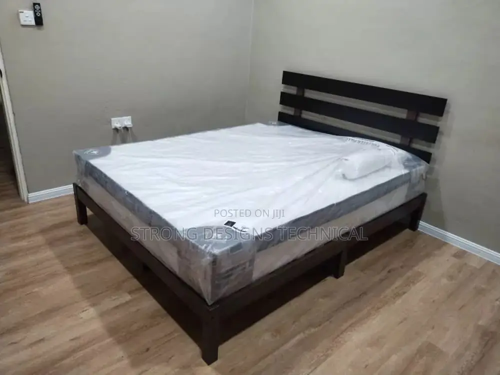 Queen Sized Bed.