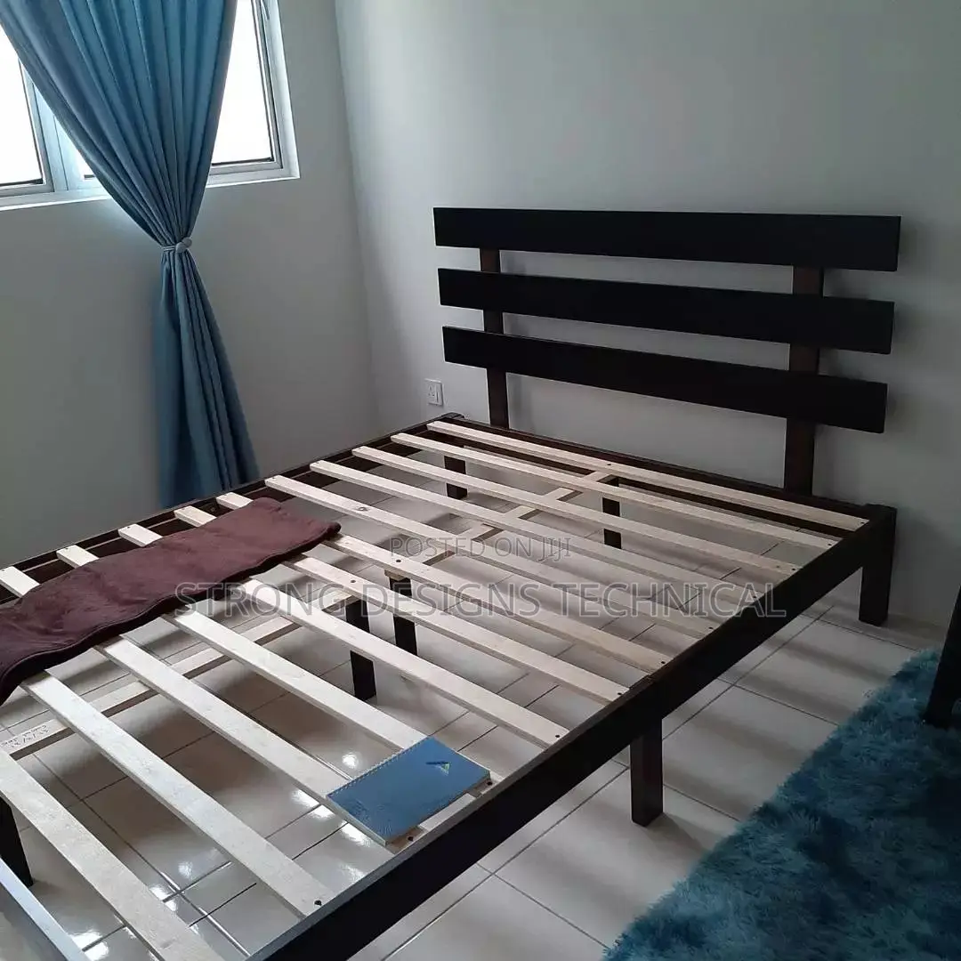 Queen Sized Bed.