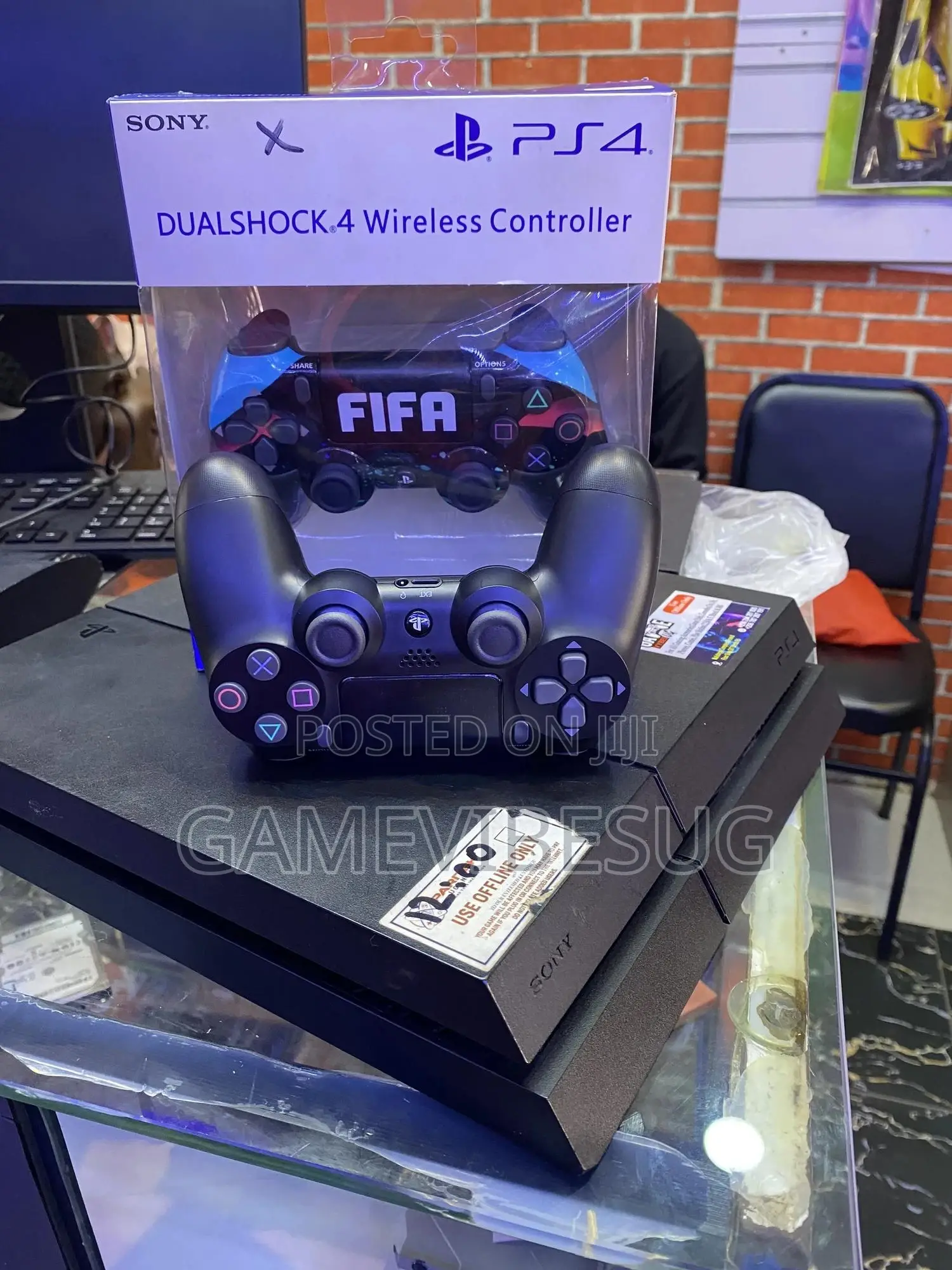 Black Games Console (Ps4) and Dualshock 4 Wireless