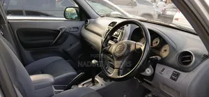 Toyota RAV4 Automatic 2003 Silver