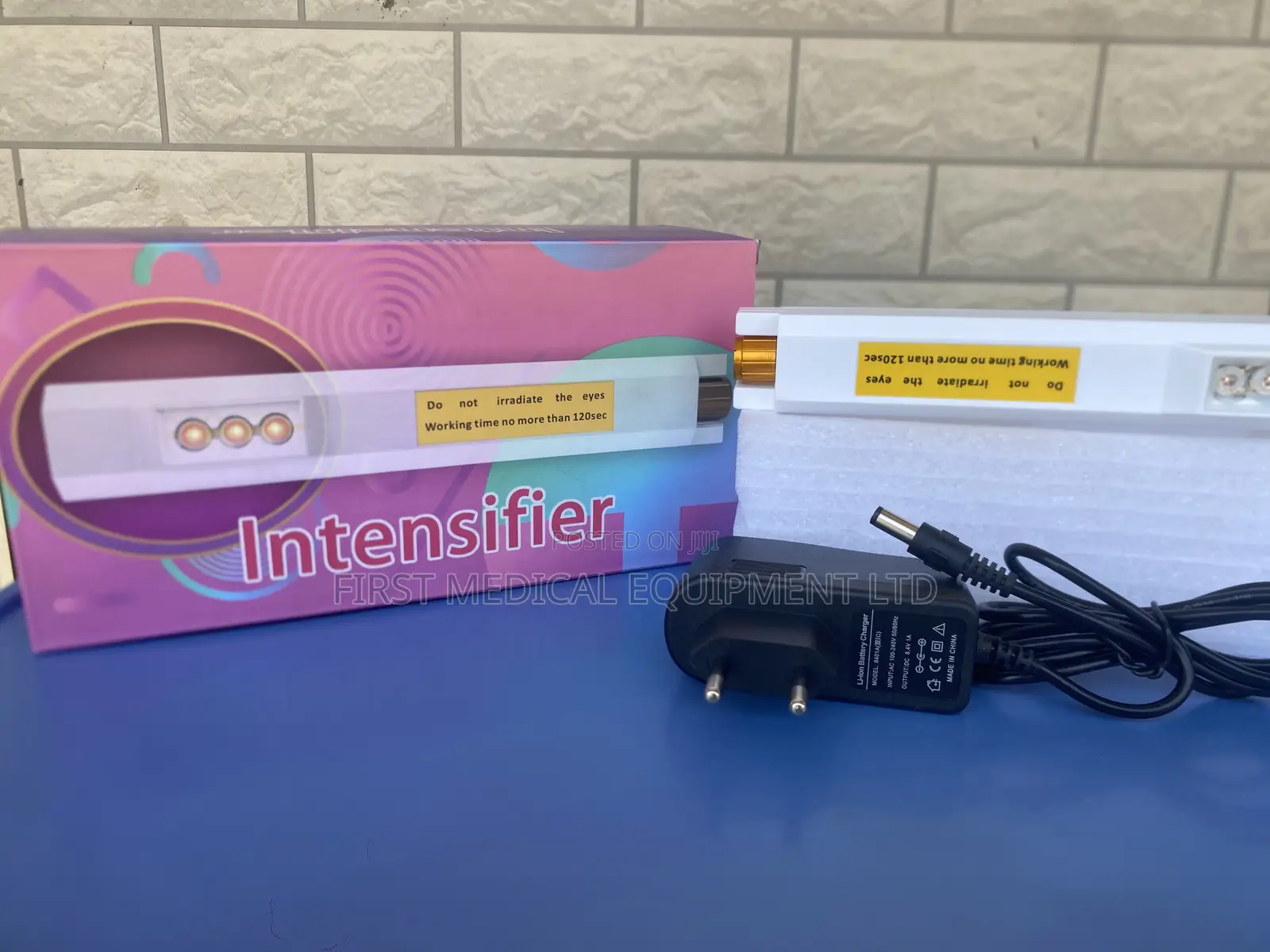 High Quality Vein Finder With Back Up Battery