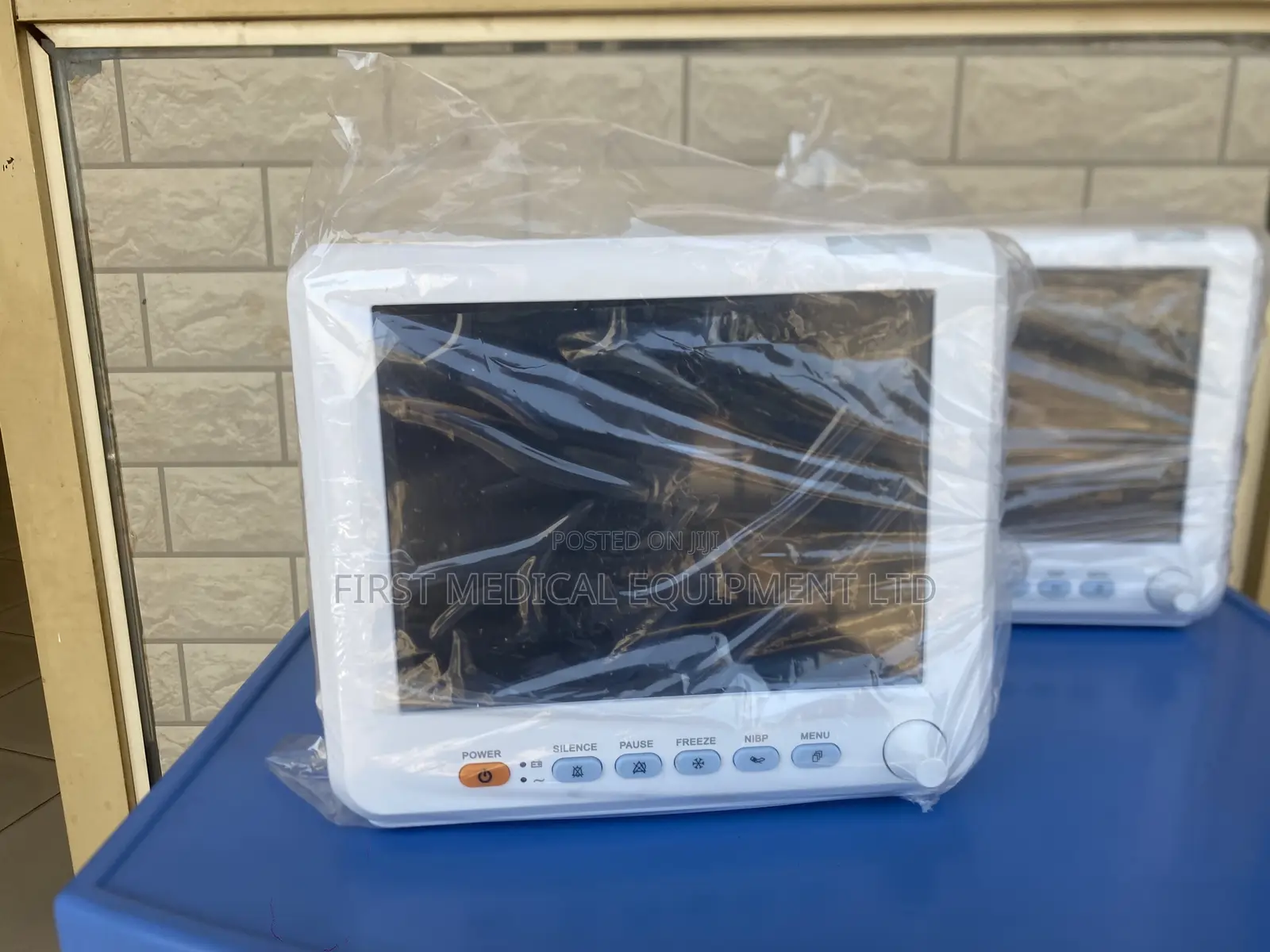 3 Parameter Vital Signs Monitor With Back Up Battery