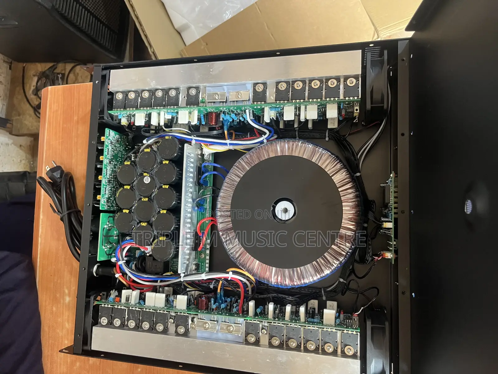 RMW 4 Channel Amplifier
