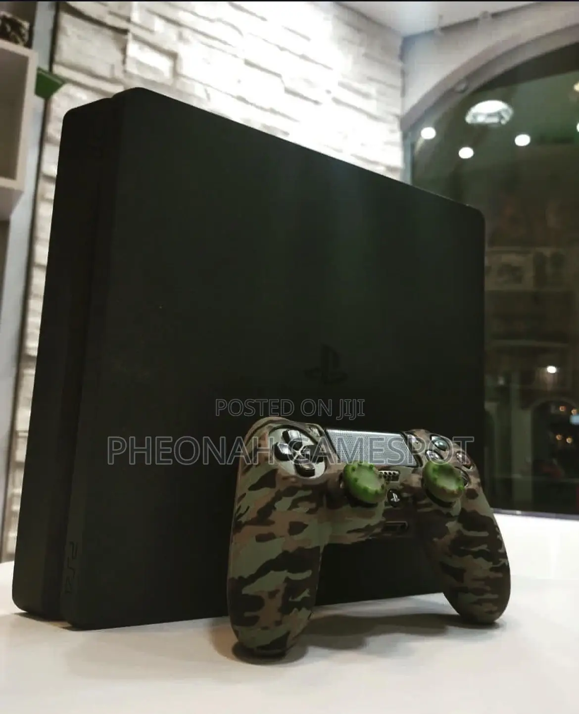 Ps4 Full Combo Slim — 2 Controllers, Games Installed, Great Condition!