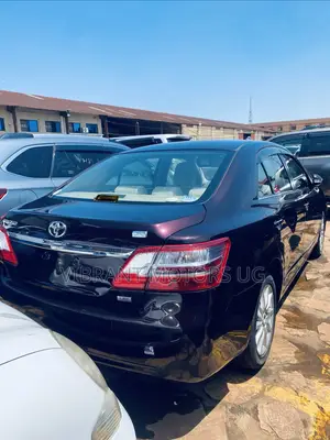 Toyota Premio 2012 Maroon