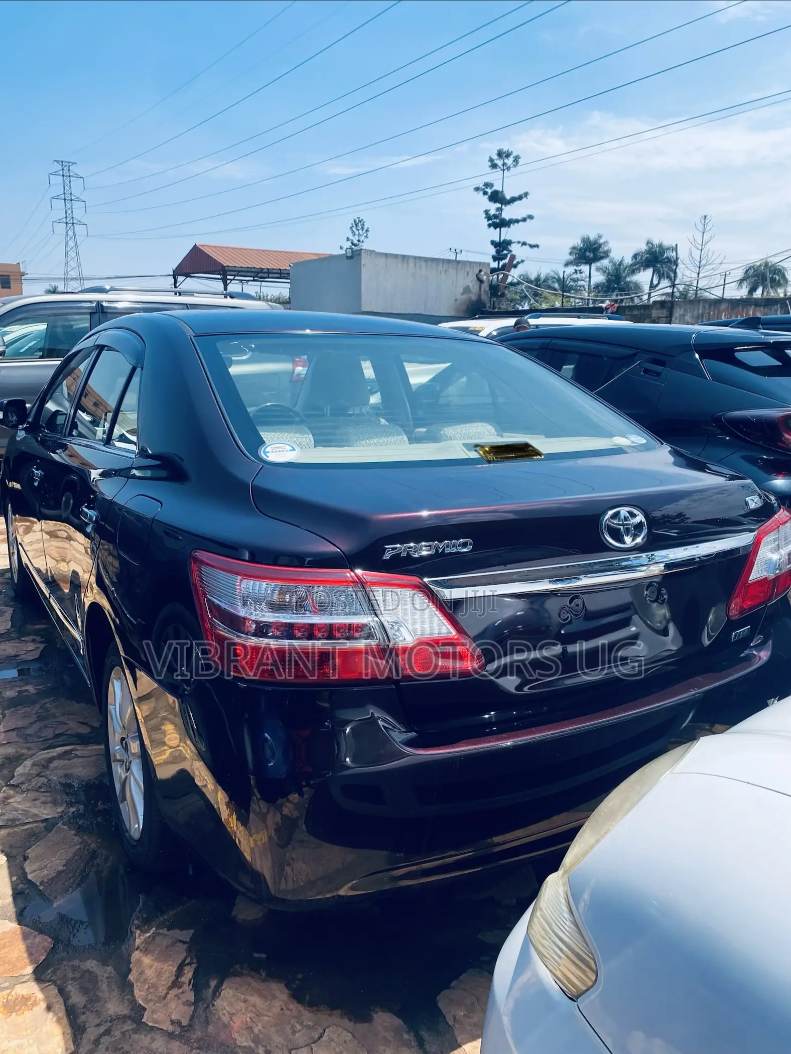 Toyota Premio 2012 Maroon