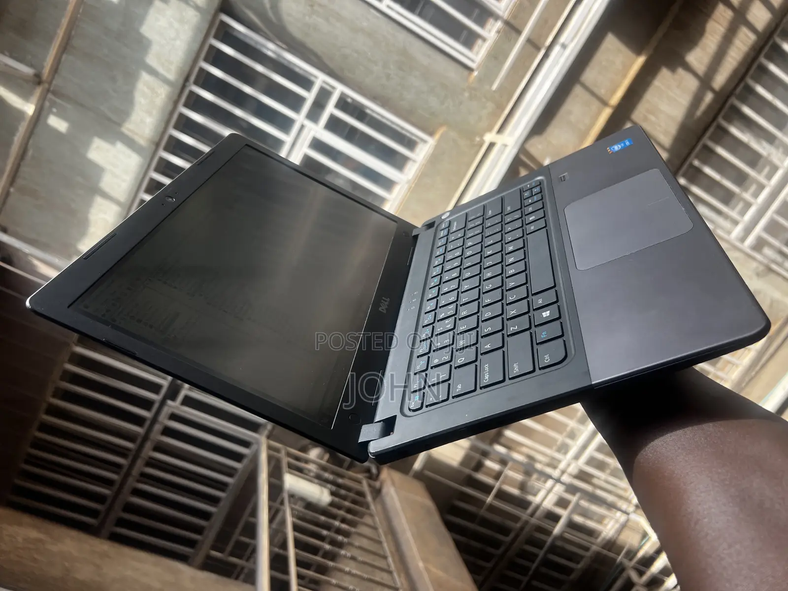 Laptop Dell Vostro 5481 8GB Intel Core I5 HDD 500GB