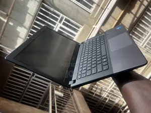 Laptop Dell Vostro 5481 8GB Intel Core I5 HDD 500GB