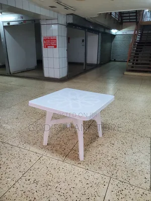 Plain Plastic Table Plain Plastic Table