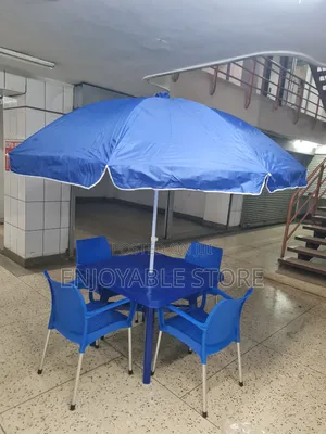 Outdoor Plastic Table and Chairs Set Gardens/Hotels/Bars/Beaches