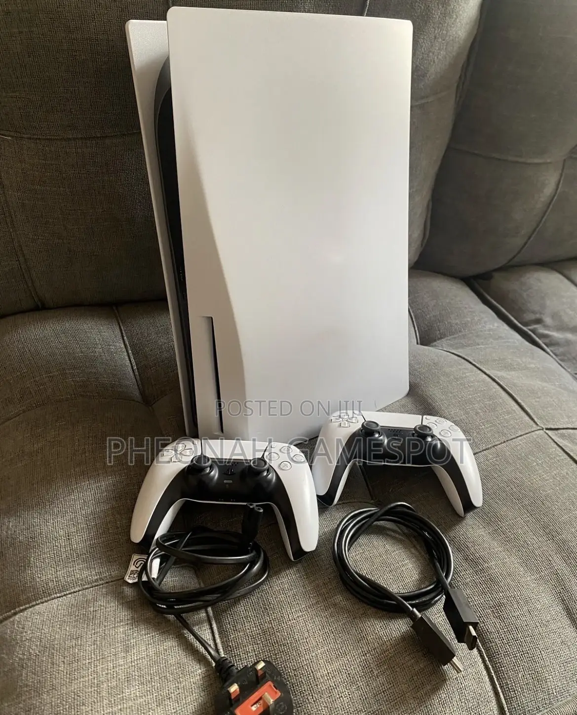 Ps5 Standard Bundle, 3 Games, 2 Pads, Smooth Graphics!