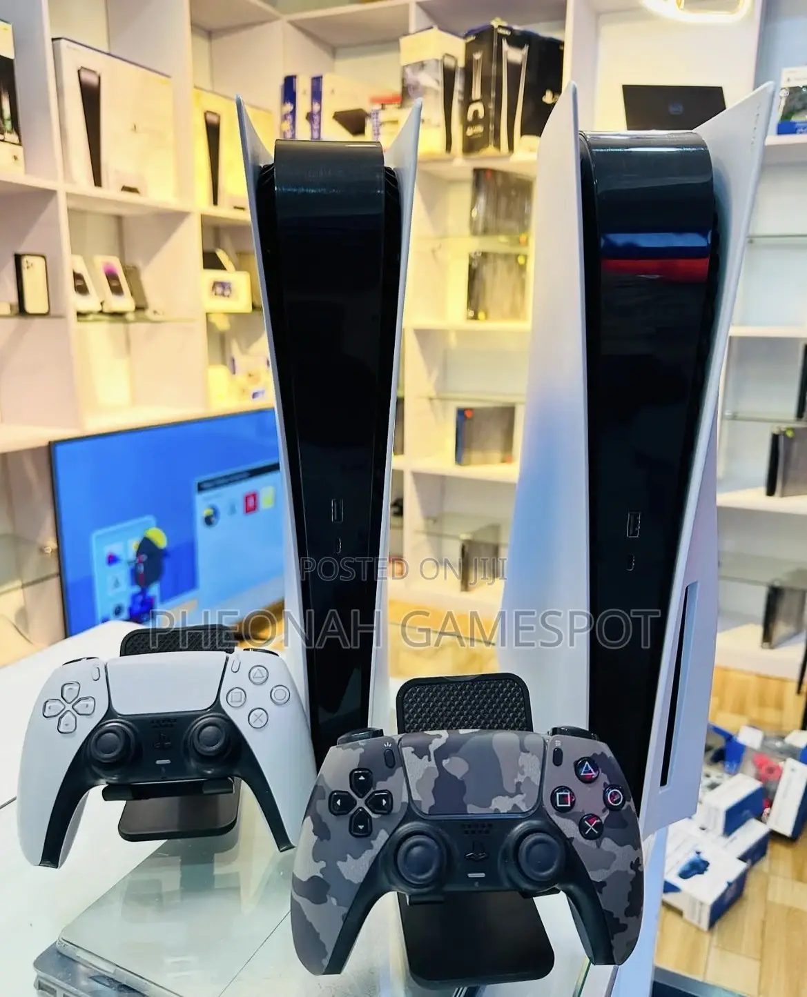 Ps5 Standard Model, 4 Top Games, 2 Pads, Smooth Running!