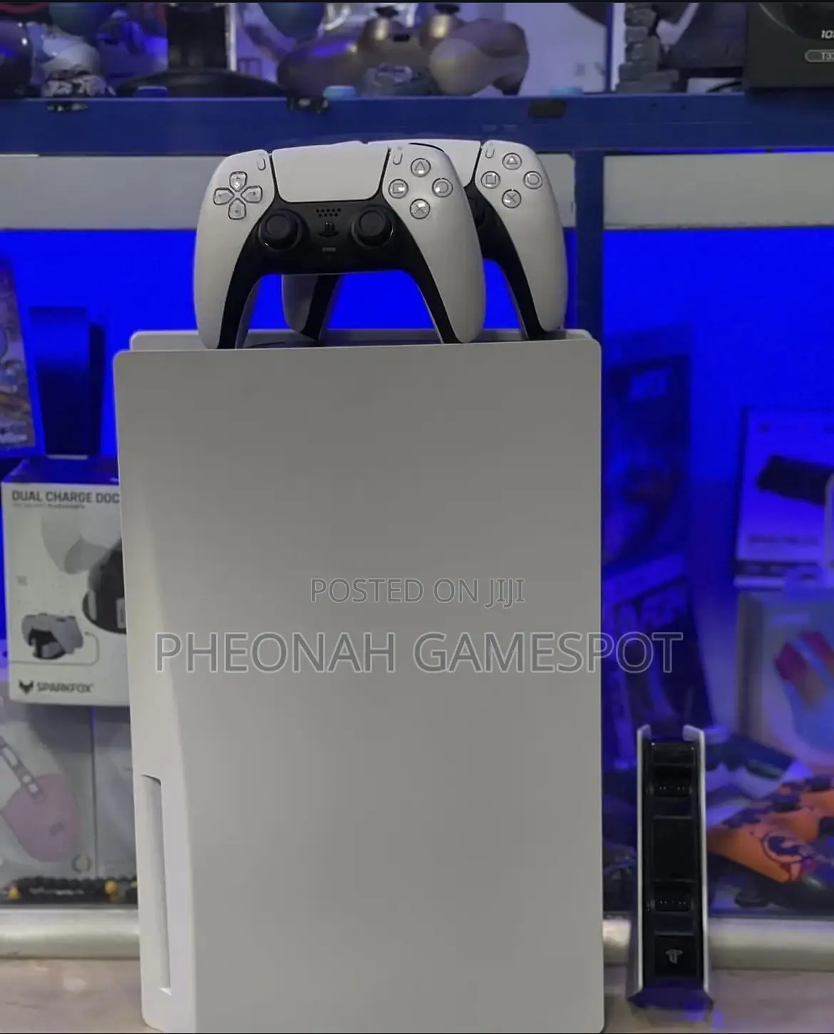 Clean Ps5 Standard Bundle With 2 Pads and 5 Fun Games!
