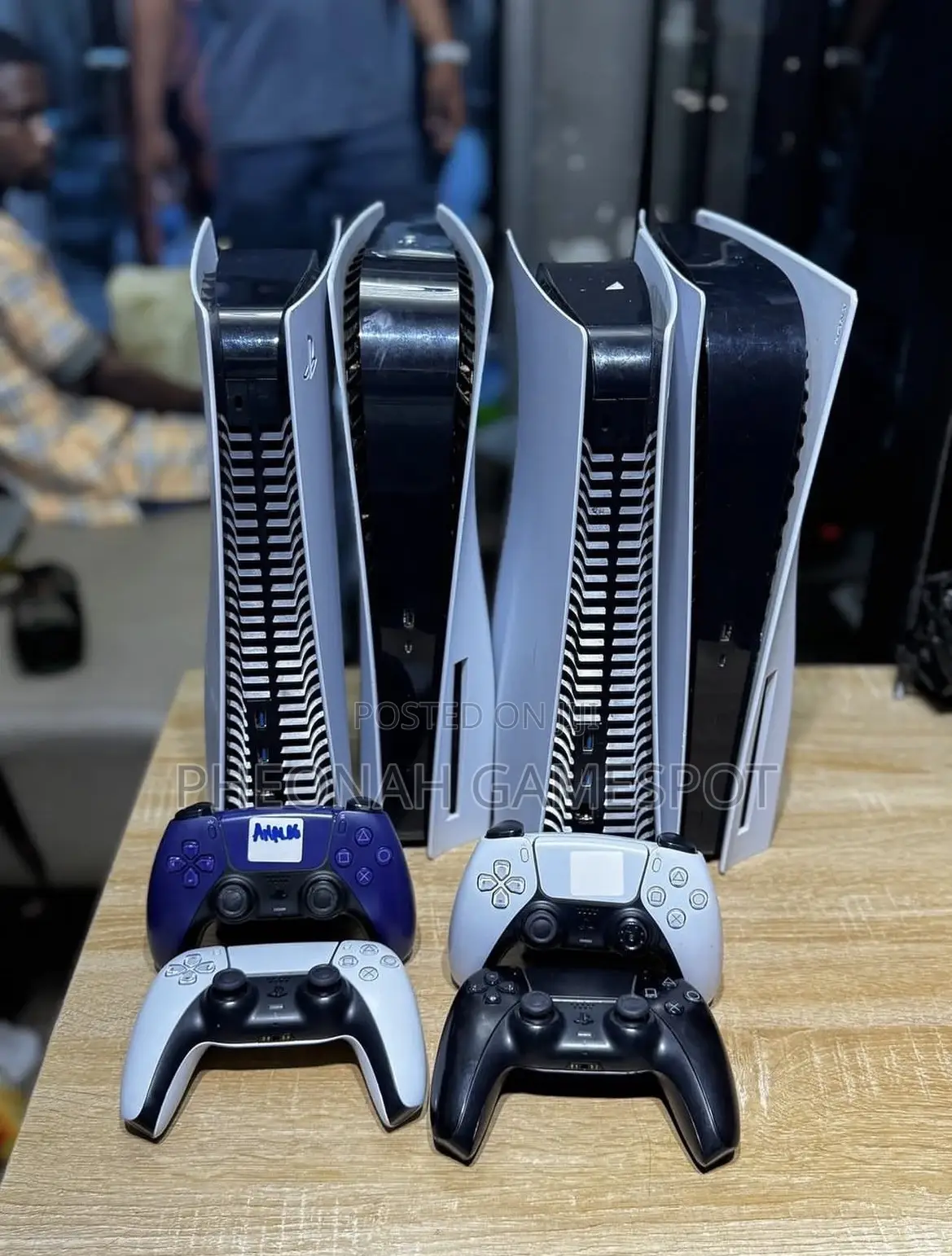 Ps5 Standard Console, 2 Controllers, 3 Top Games Inside!
