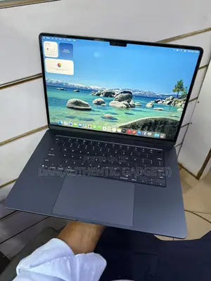 New Laptop Apple MacBook Air 2025 M4 15-Inch 16GB Apple M4 SSD 512GB