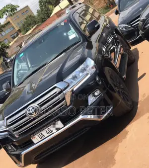 Toyota Land Cruiser 4.6 V8 ZX 2014 Black