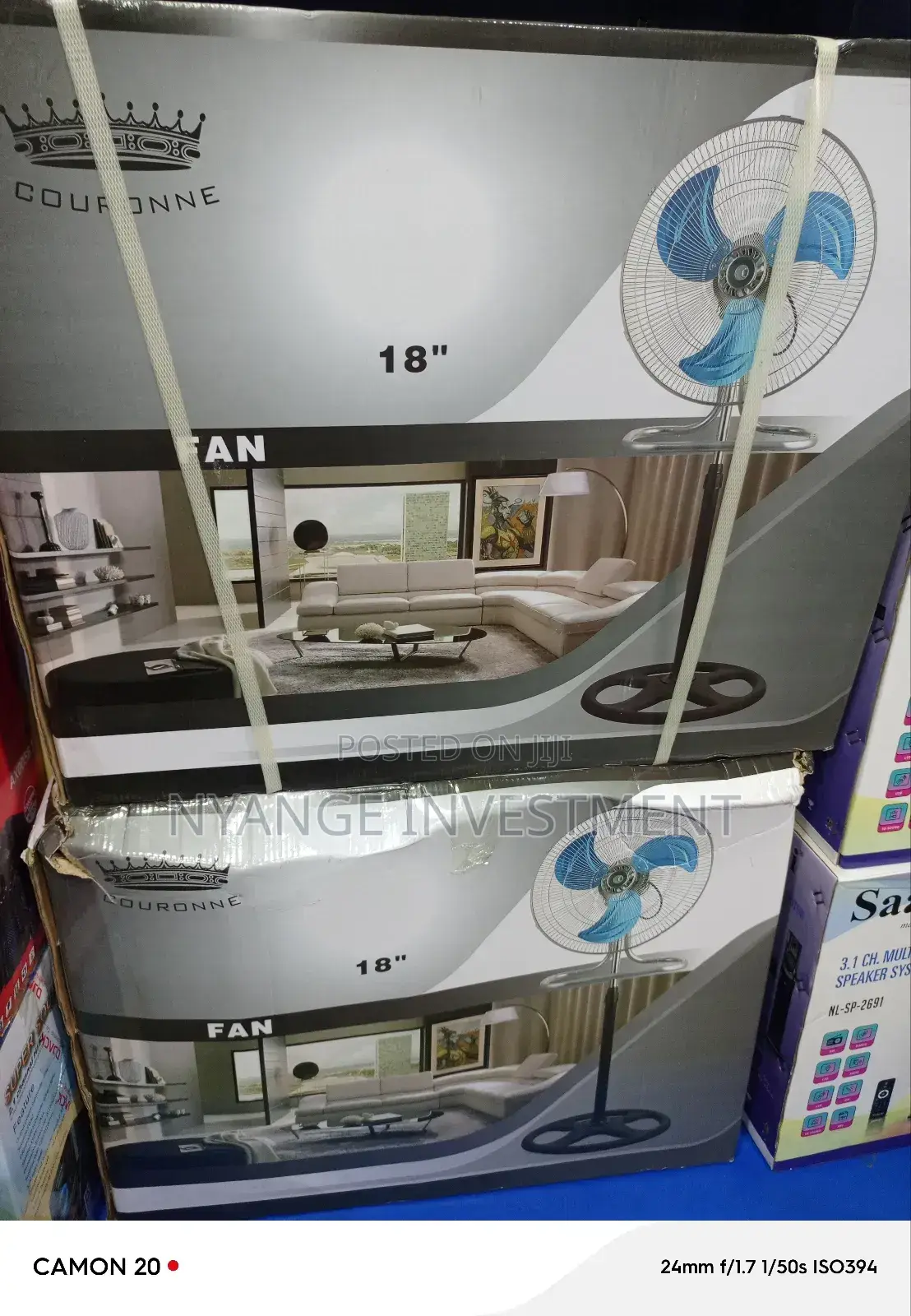 Couronne 18 Stand Fan. Stand Fan