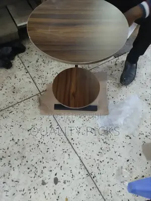 C-Shaped Curved Table.