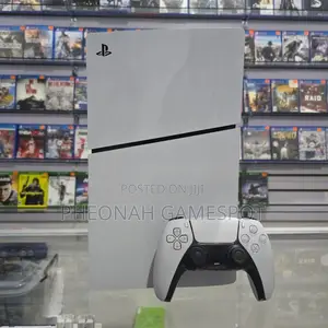 Ps5 Slim, Perfect Condition, Two Controllers, 5 Games Inside.