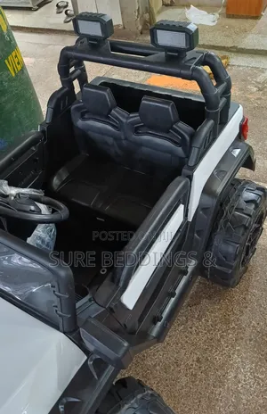 Hugo Rechargeable Car