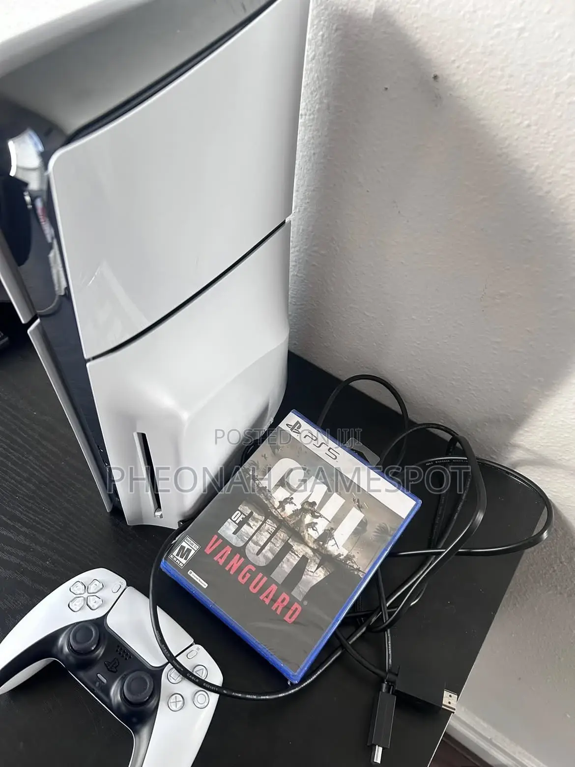 Ps5 Slim Set – Super Clean, 2 Pads, 3 Top Titles Preloaded.