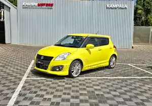 Suzuki Swift 2012 Yellow