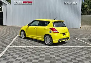Suzuki Swift 2012 Yellow