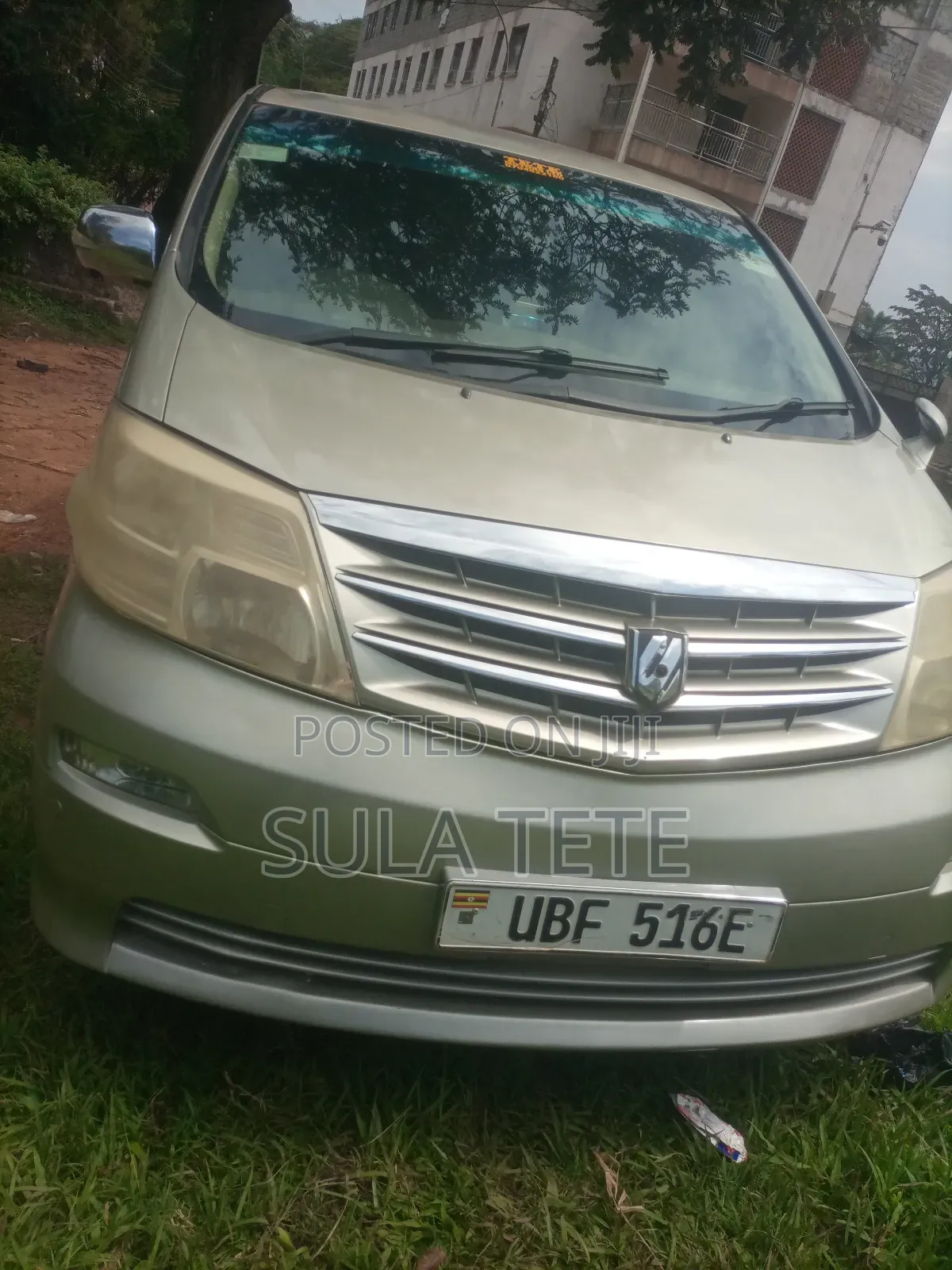 Toyota Alphard 2.4 Petrol FWD 2007 Gold