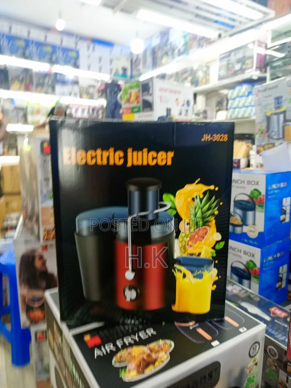 Electric Juicer, Model Number Jh-3028.
