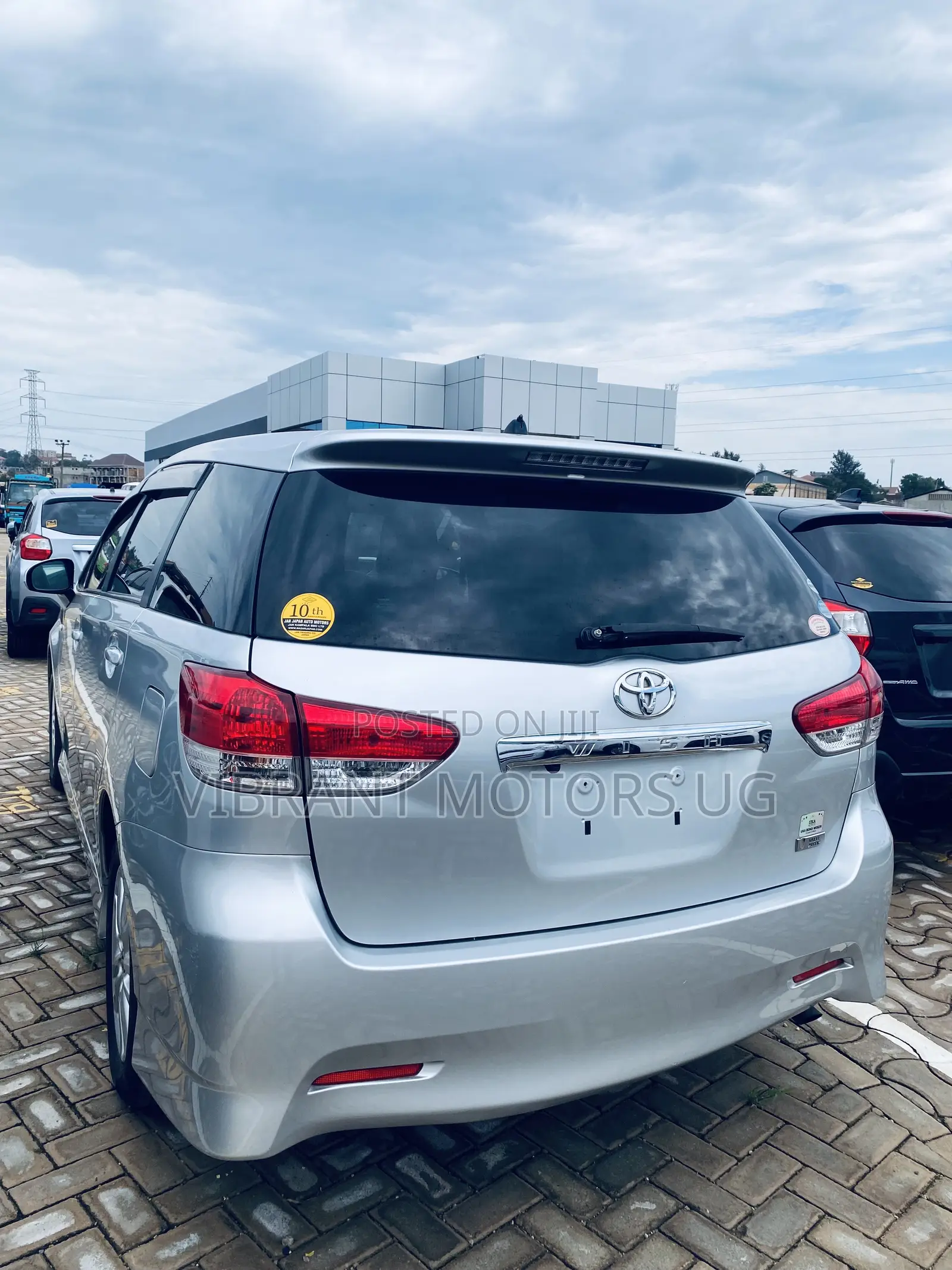 Toyota Wish 2012 Silver