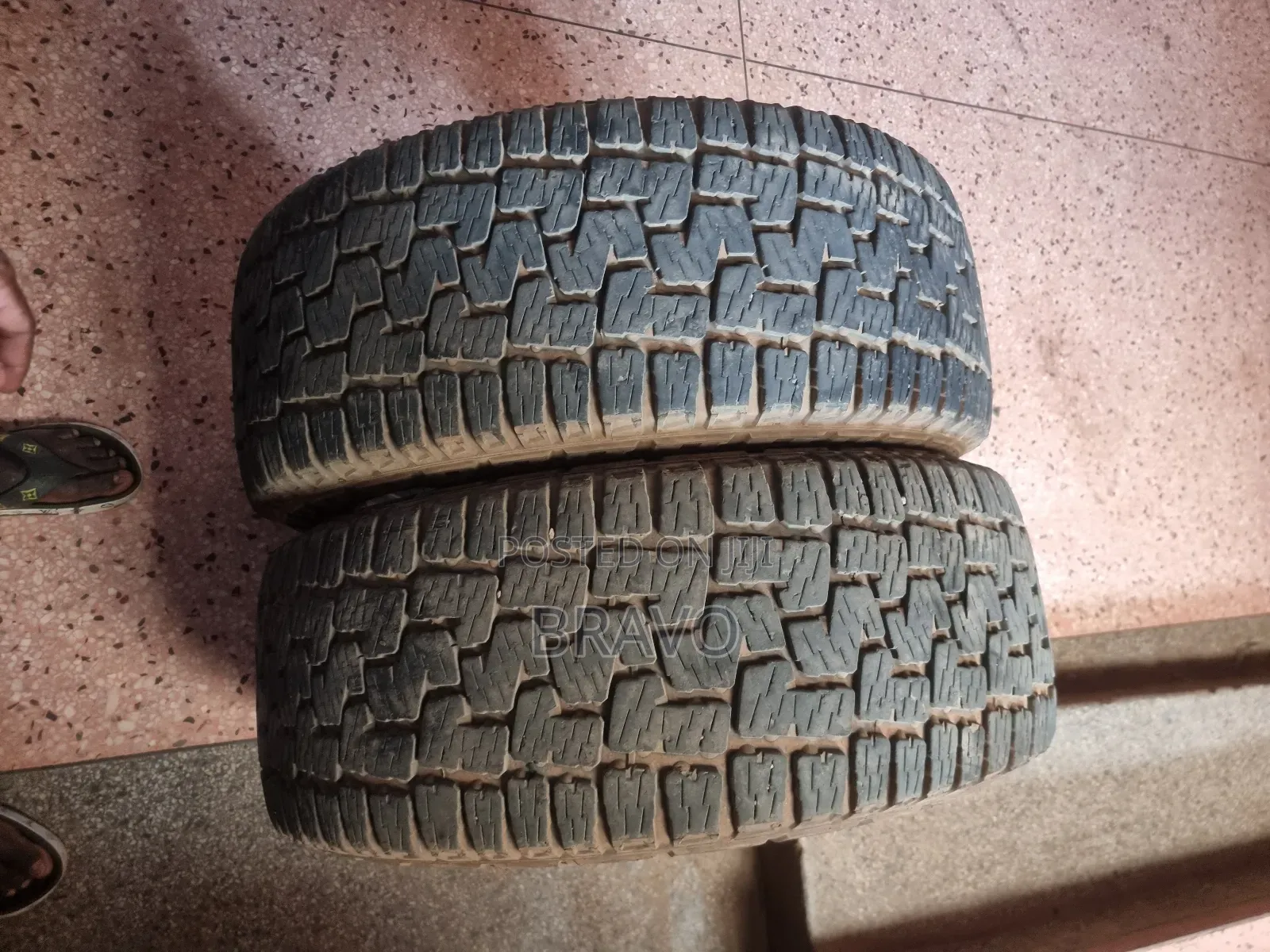 275/55r20 Pirelli Tires in Good Condition