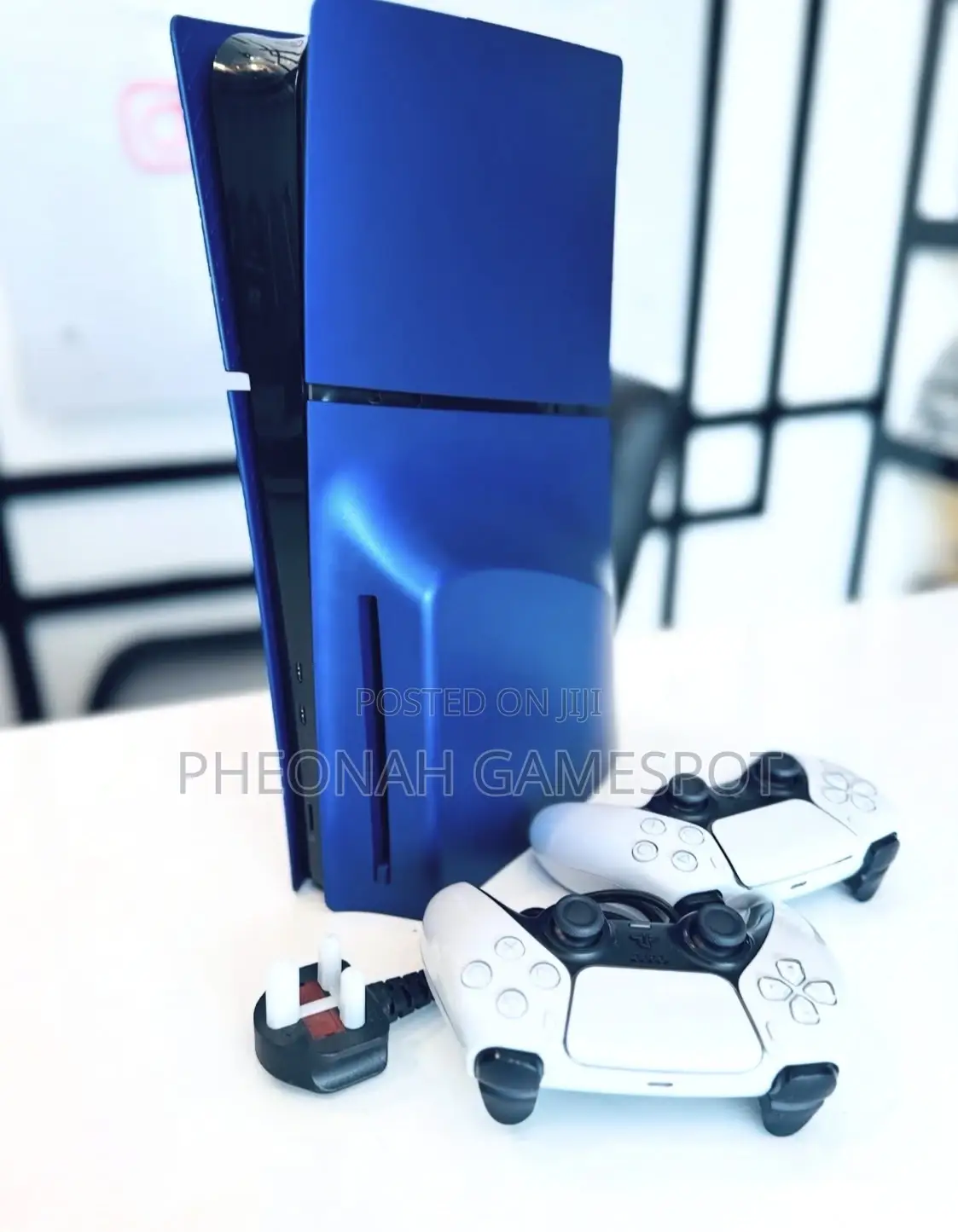 Ps5 Slim, Clean Condition, 2 Pads, 4 Games, Ready to Enjoy!