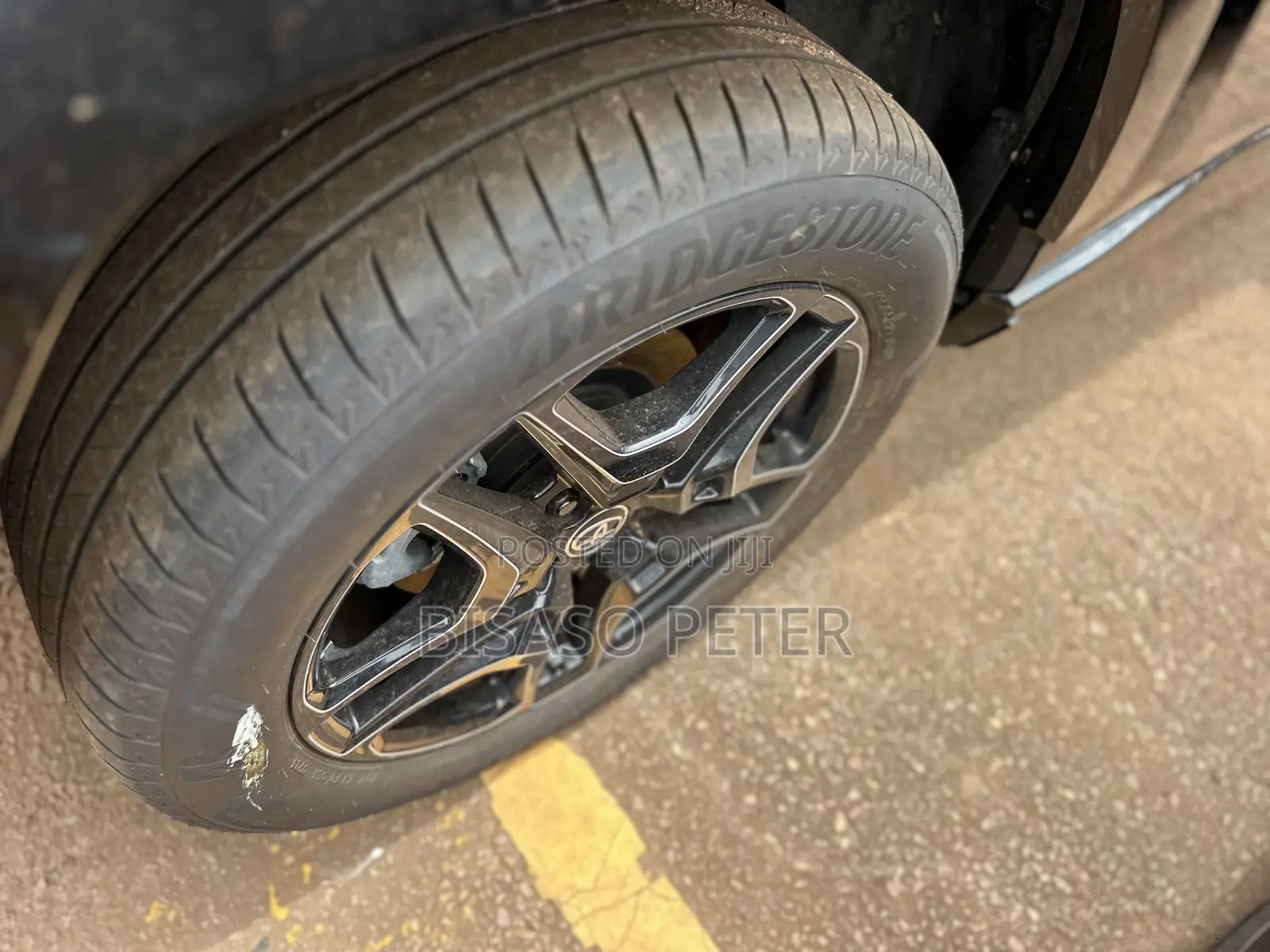 Toyota RAV4 XLE Premium AWD 2024 Black