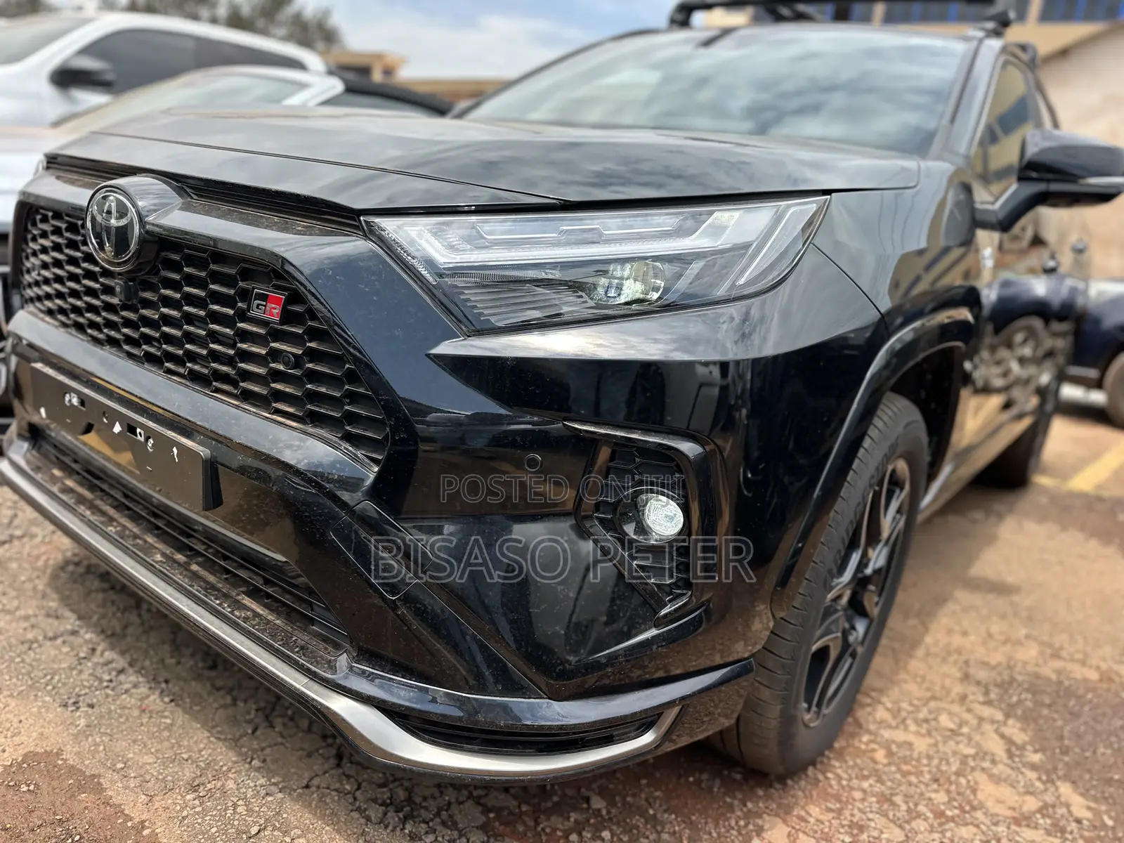 Toyota RAV4 XLE Premium AWD 2024 Black