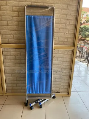 Hospital Ward Screen