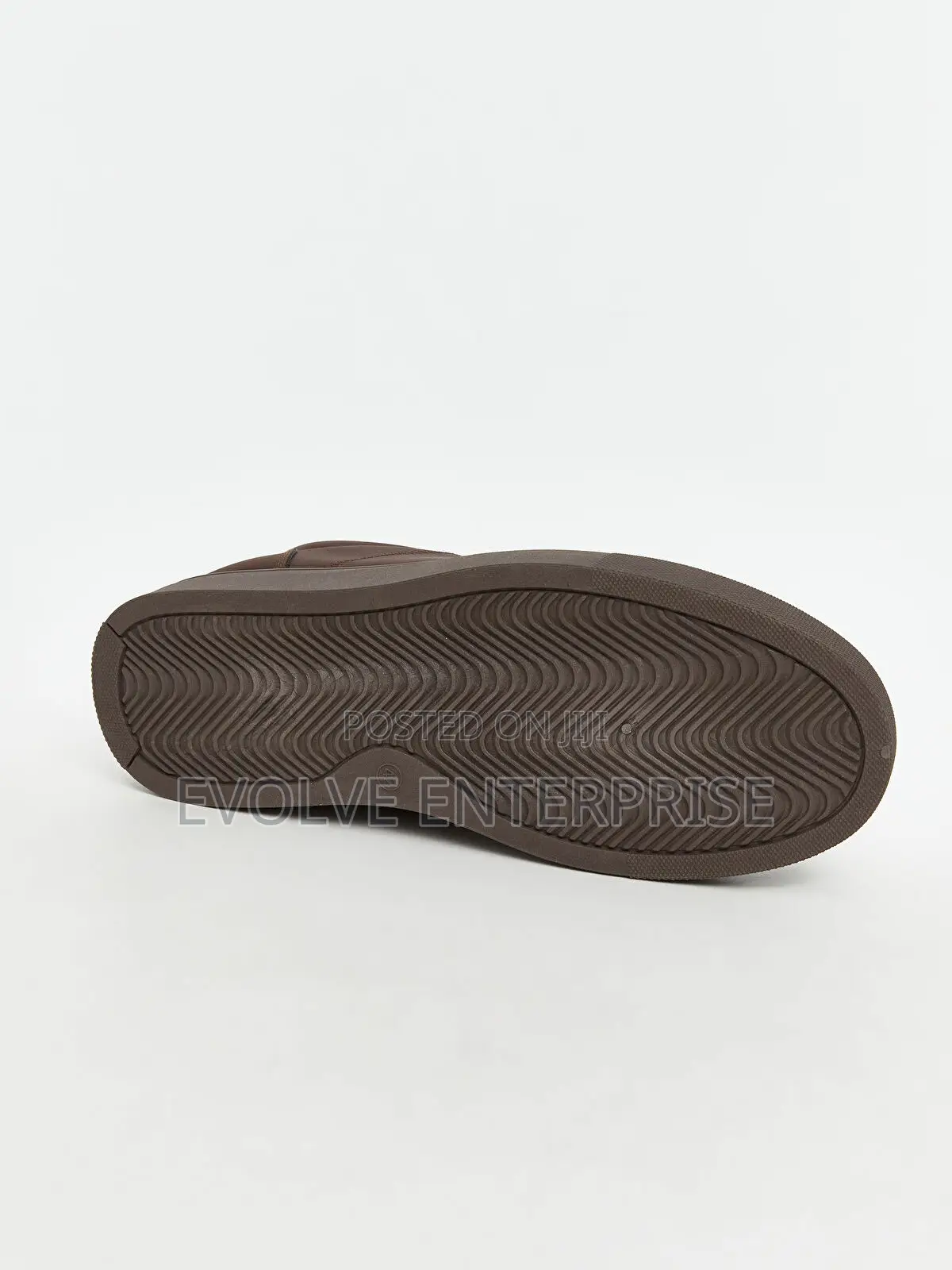 Lace-Up Men's Sneakers