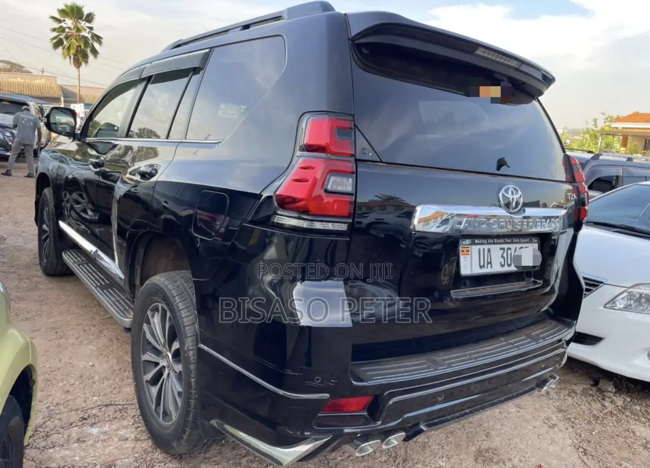 Toyota Land Cruiser Prado 2.8 2020 Black